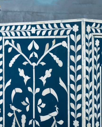 Chinoiserie Floral Bone Inlay Almirah