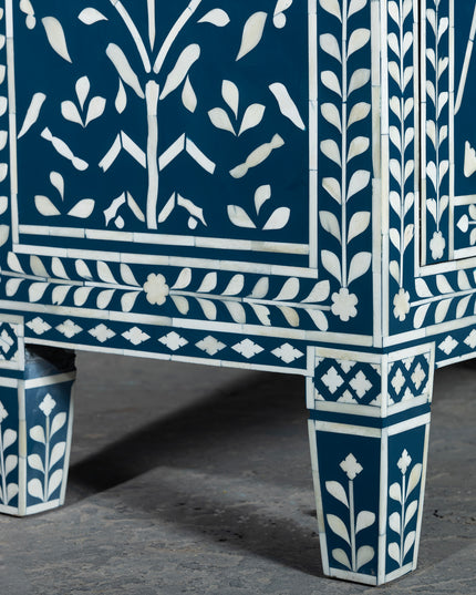 Chinoiserie Floral Bone Inlay Almirah