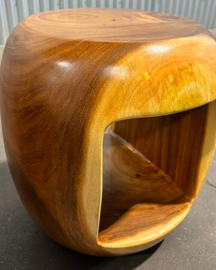Aura Sculpted Accent Table