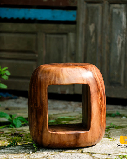 Aura Sculpted Accent Table