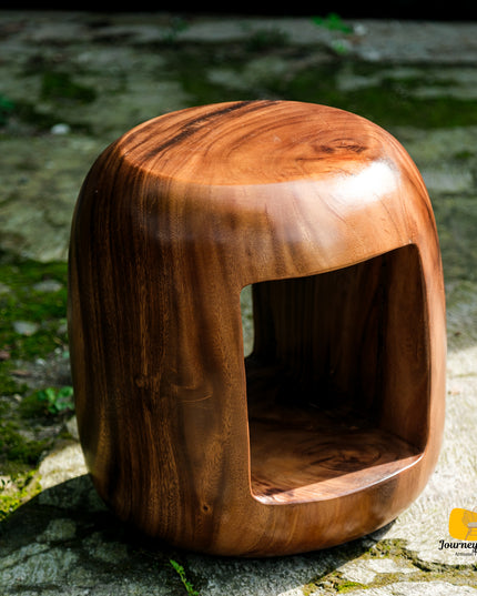 Aura Sculpted Accent Table