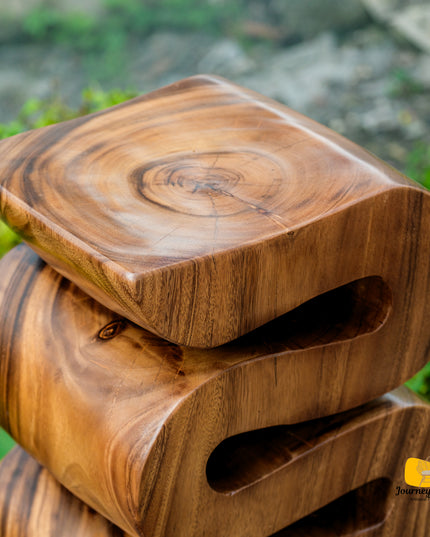 Serpentina Flow Accent Table