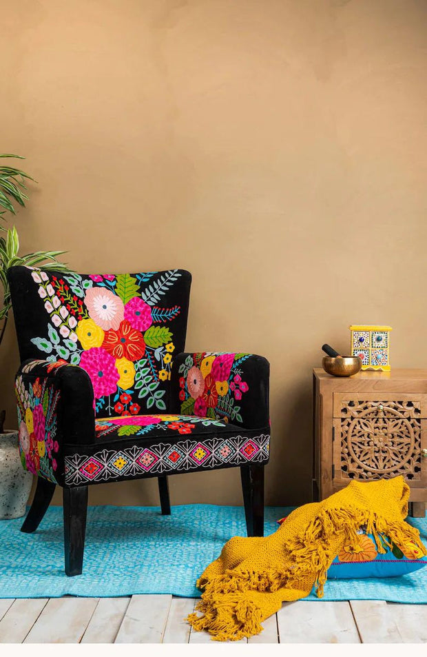 <h3><a href="/pages/customization-orders" title="Customization Orders">Pre-order & Customization</a></h3>